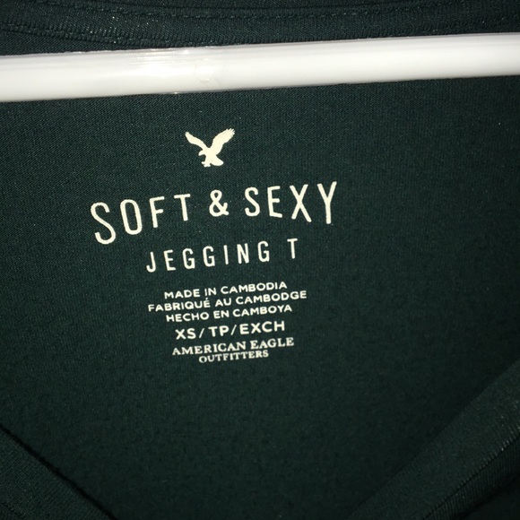 American Eagle green long sleeve - Picture 3 of 3